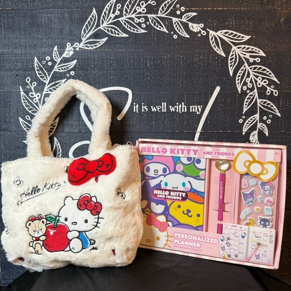 Hello Kitty Plush Tote and Planner Set